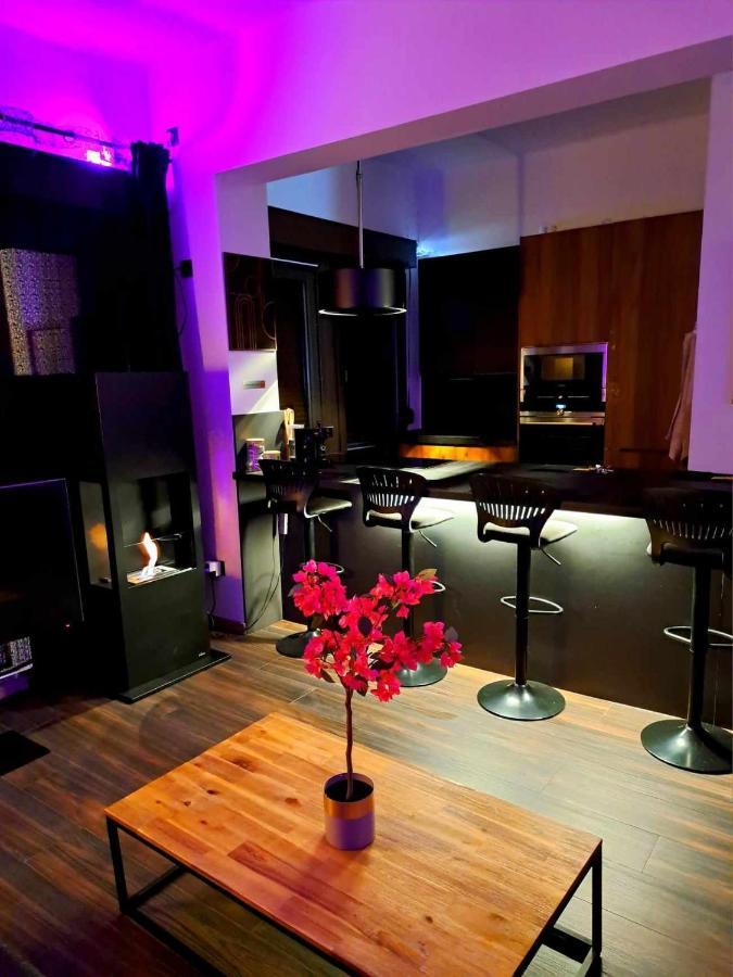 Petite Chambre Dans Une Jolie Colocation Liège Kültér fotó